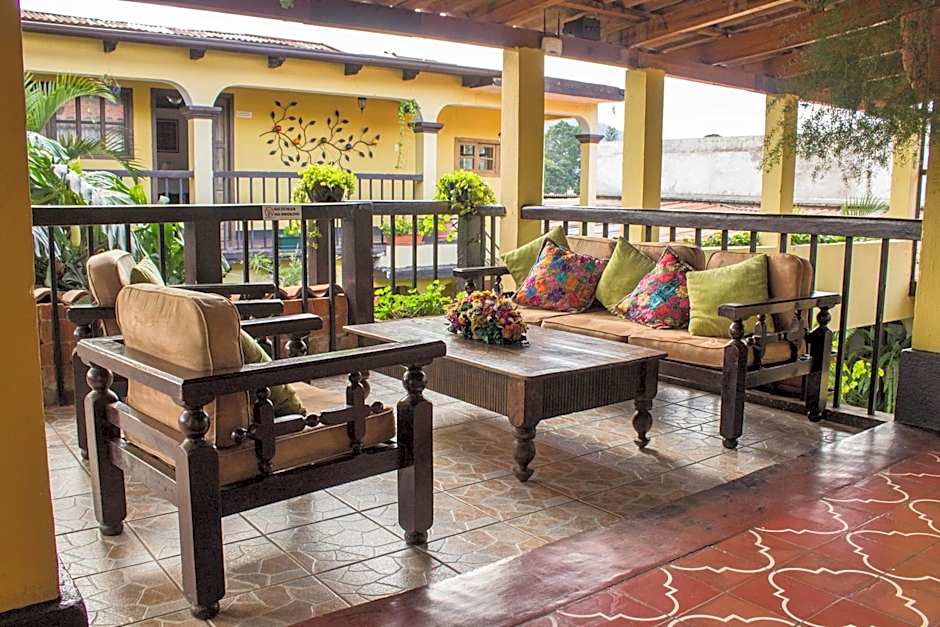 Hotel Las Camelias Inn by AHS