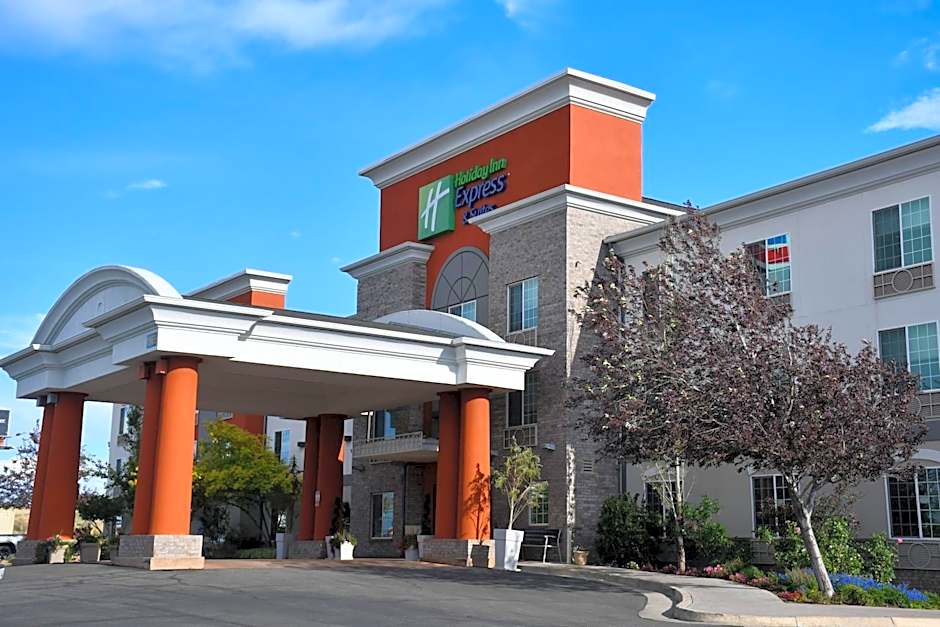 Holiday Inn Express Hotel & Suites Evanston By IHG