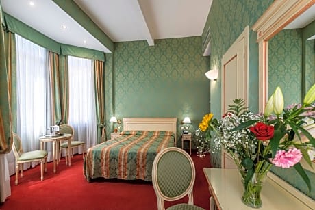 Classic Triple Room