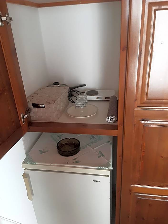 Magda Studios - Double Bed Room N4