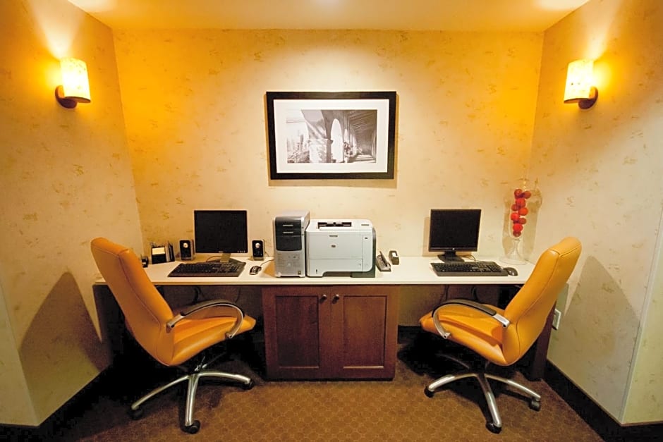Hampton Inn & Suites Fresno