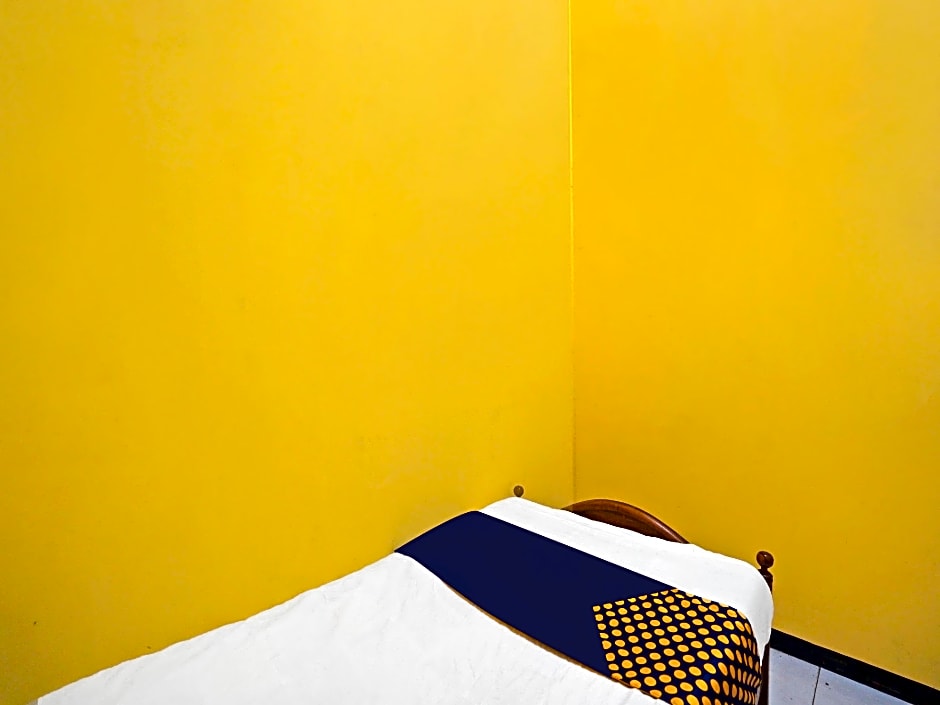 OYO Life 91869 Insan Mulia Kost Syariah