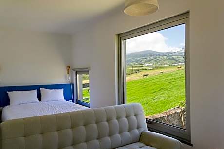 Studio Apartment with Sea View