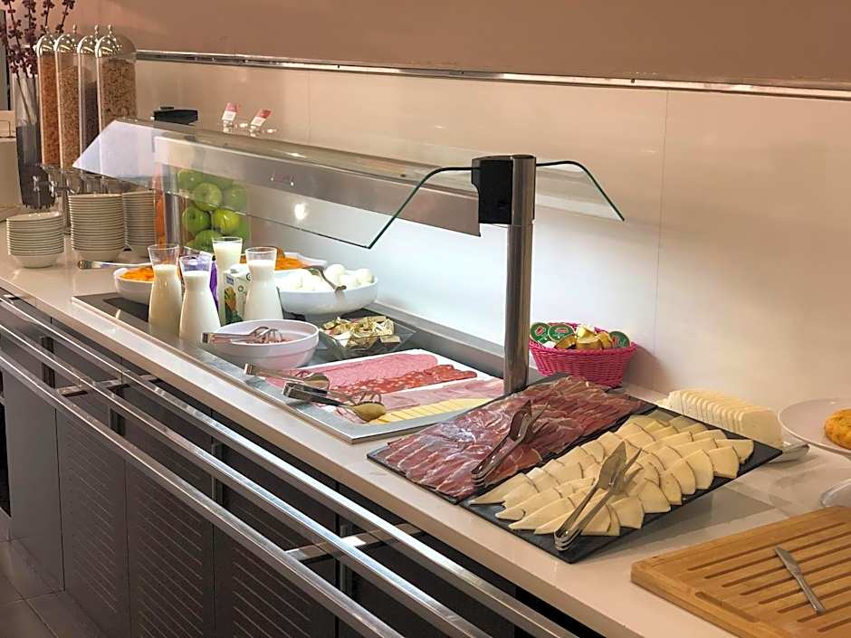 Holiday Inn Express Vitoria By IHG