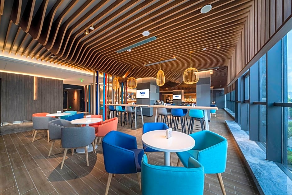 Holiday Inn Express Zhuhai Gongbei By IHG