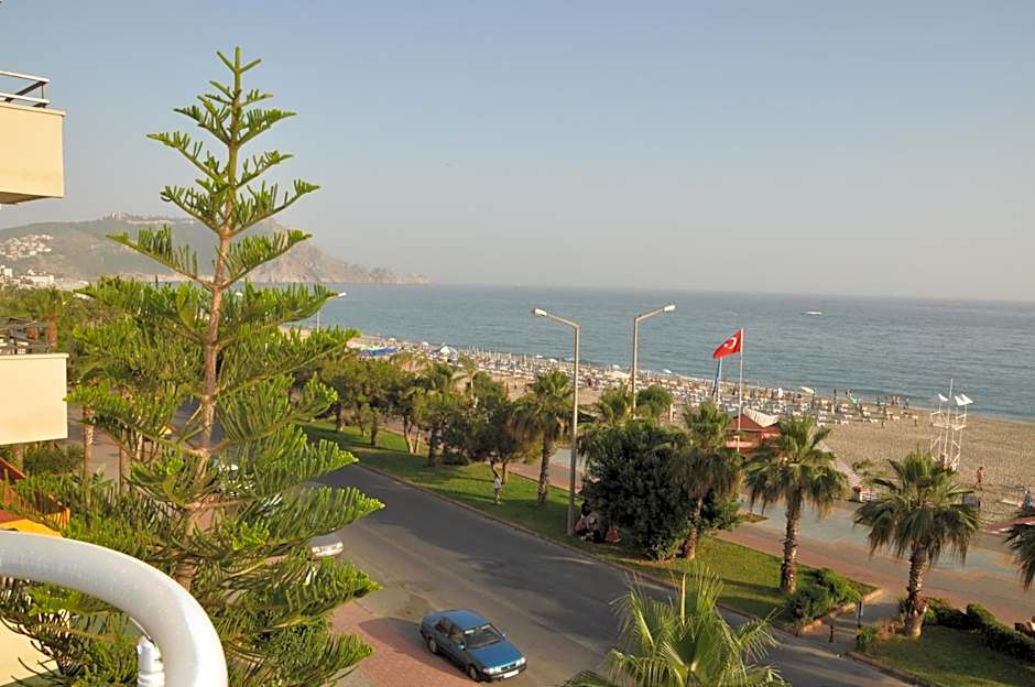 Kleopatra Celine Hotel