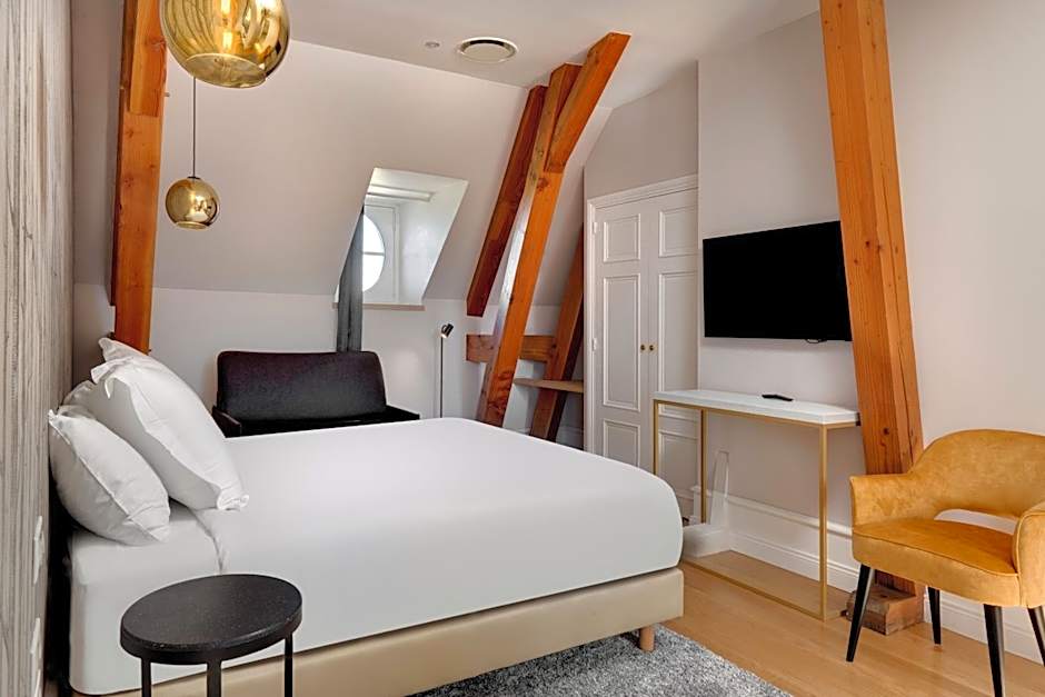 Alexandra Palace - La Maison Younan