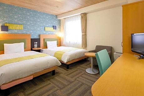 Standard Twin Room - Non-Smoking