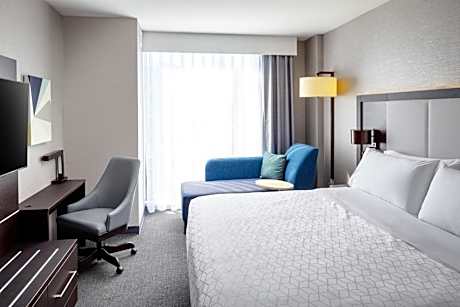 King Room - Hearing Accessible