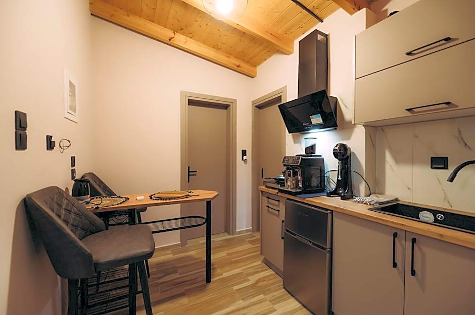 Sirens Luxury Apartments Palouki