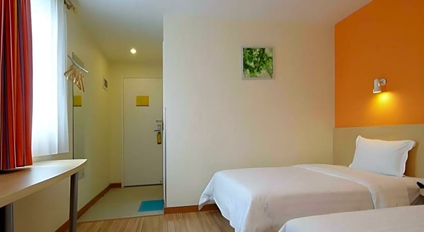 7 Days Inn Guangzhou East Station Yantang Tianpingjia Metro Station