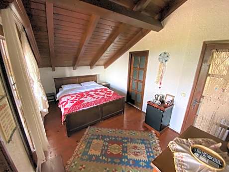 Deluxe Double Room with Balcony and Sea View