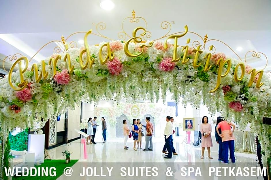 Jolly Suites&Spa Petkasem