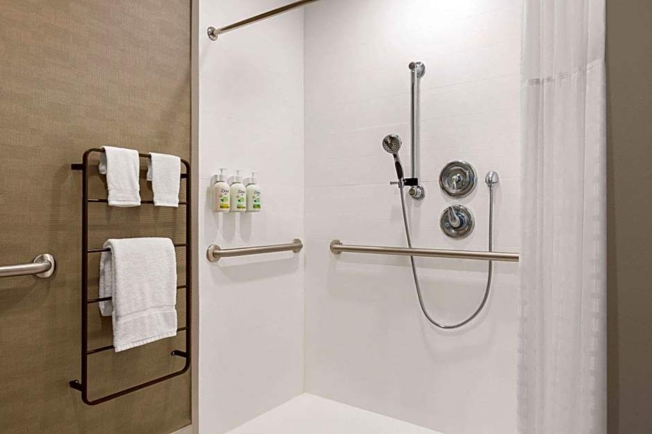 La Quinta Inn By Wyndham Columbia NE / Fort Jackson