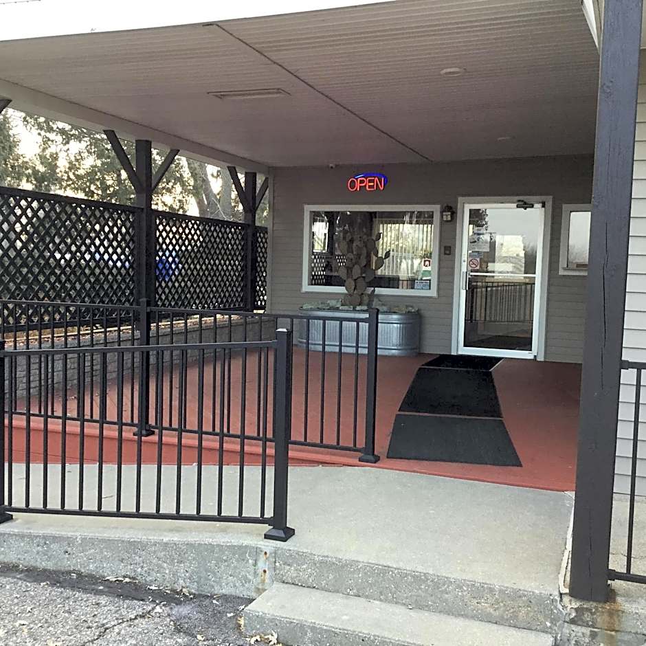 The Triangle Motel