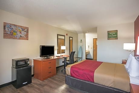 Econo Lodge Airport