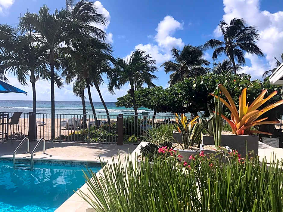 Coconut Court Beach Hotel