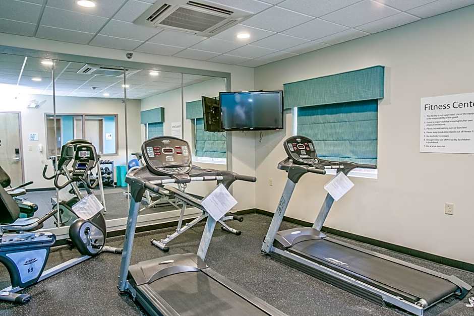 Holiday Inn Express Hotel And Suites Brookhaven By IHG