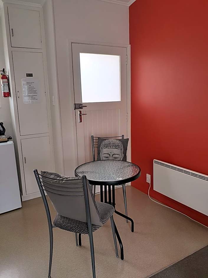 Featherston Motels And Camping