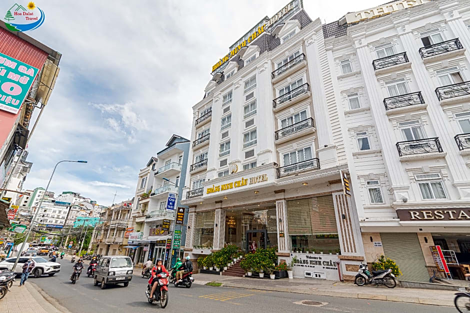 Hoang Minh Chau Ba Trieu