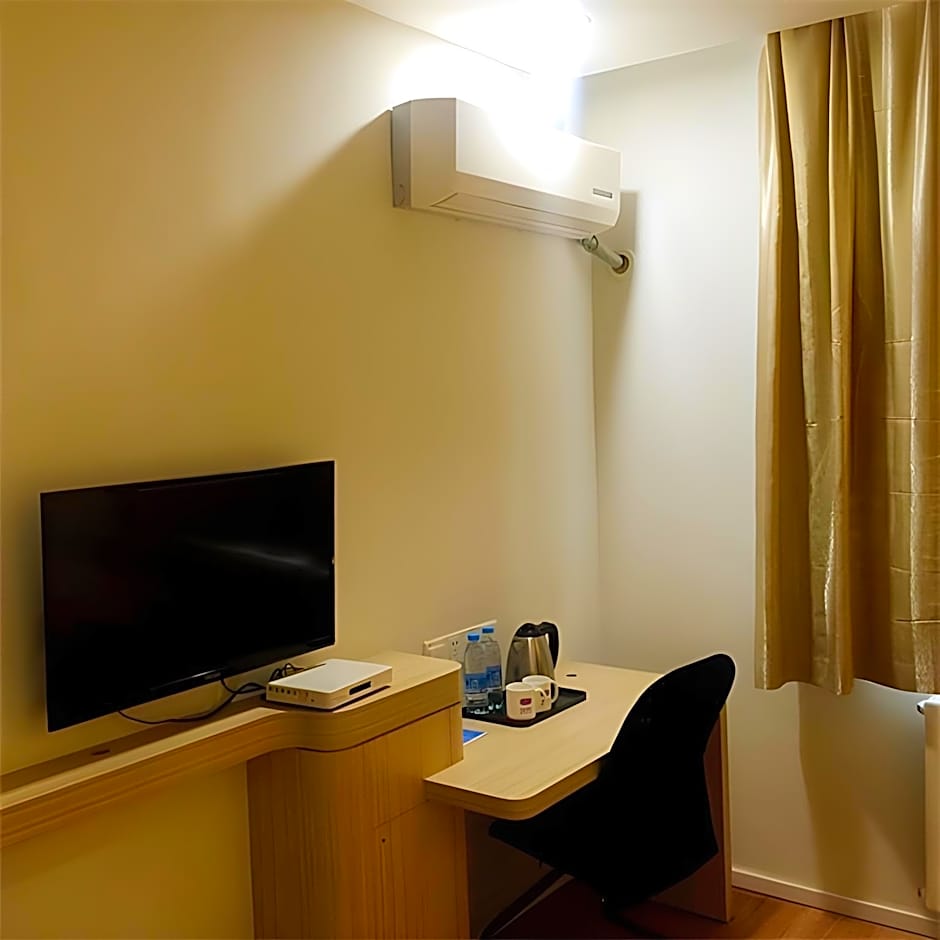 Hanting Hotel Lanzhou University Metro Station