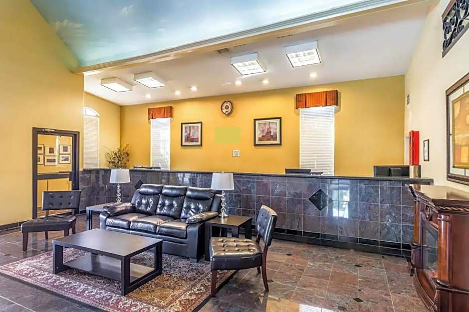CasaBlanca Inn & Suites Houston - Spring