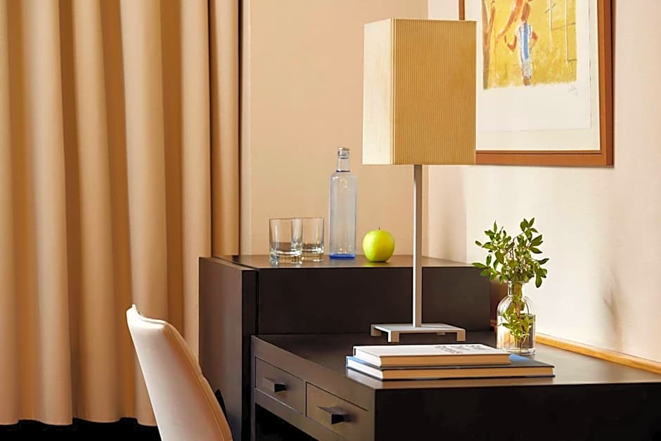 NH Ciudad De Valencia