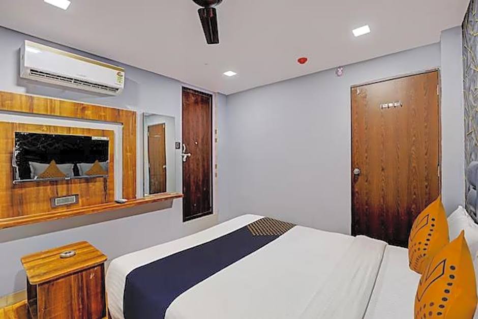 Hotel Mahi – Ahmedabad, TN