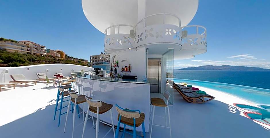 Bougainville Bay Hotel