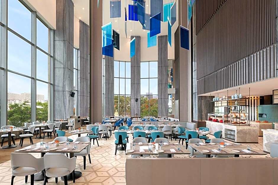 Le Meridien Ahmedabad