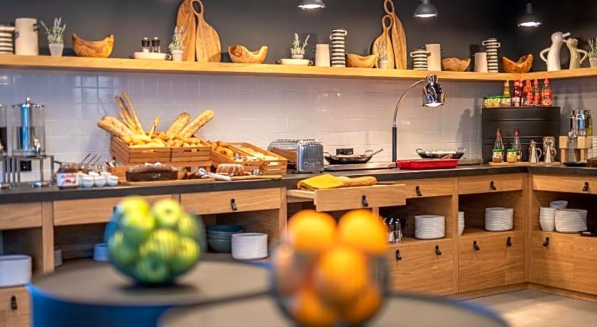 Radius Hotel Tbilisi – Tbilisi, MA