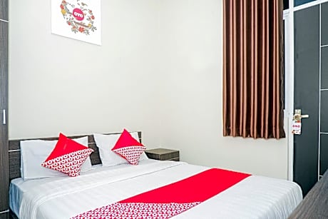 Hotel O Candi Residence