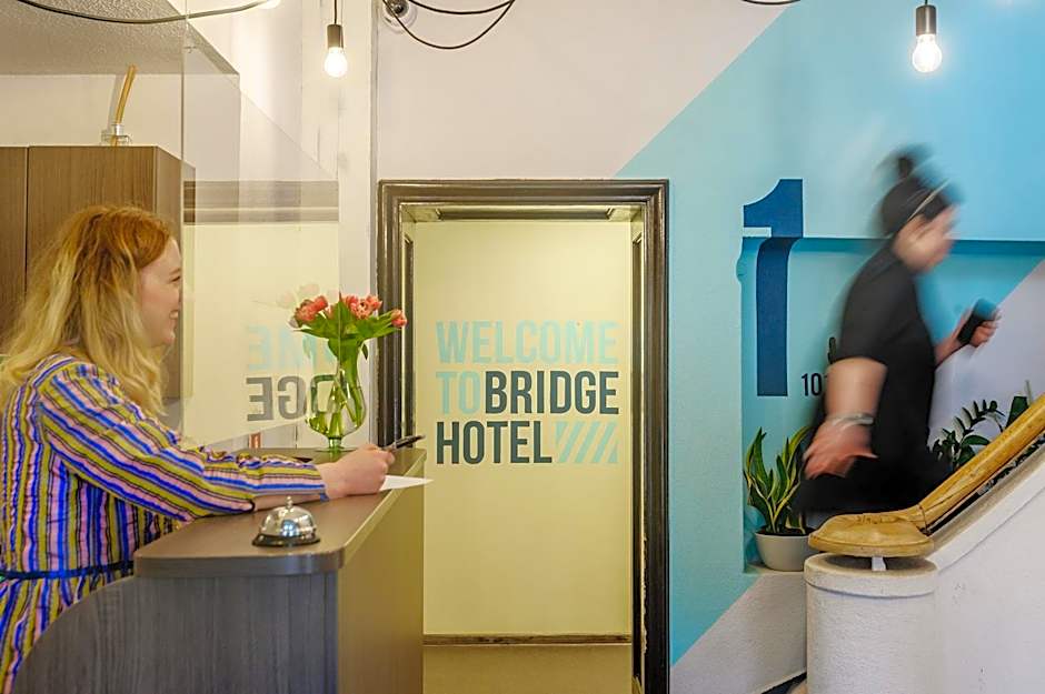 Bridge Hotel Riga Free PARKING