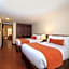 Hotel Windsor House Inn By GEH Suites
