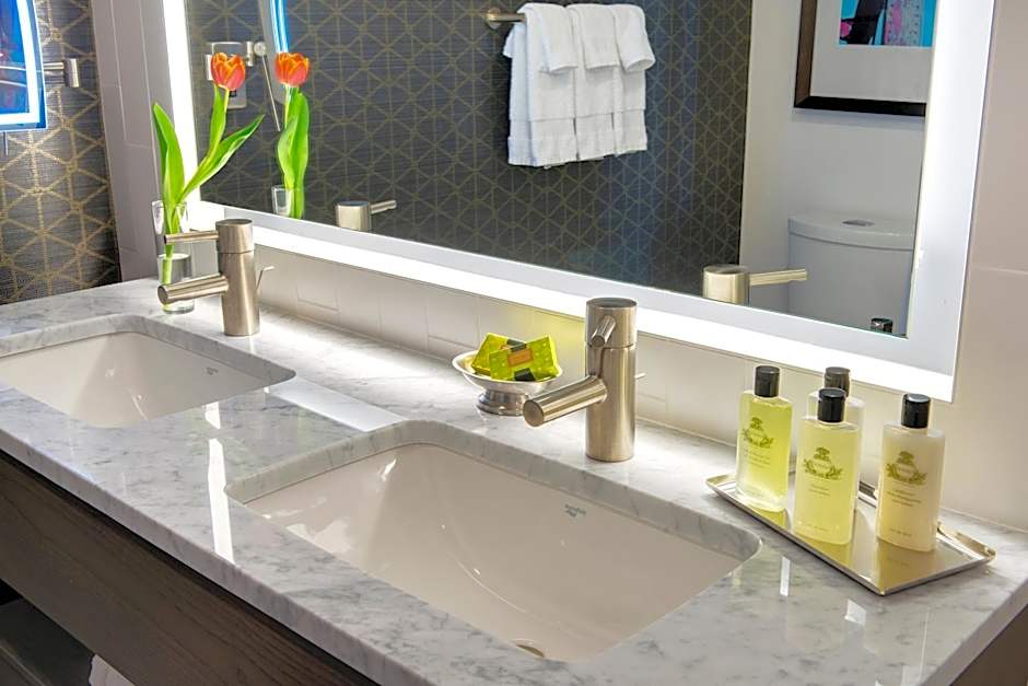 InterContinental Saint Paul Riverfront By IHG