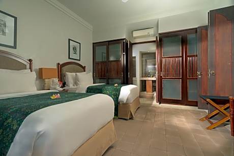 Two-Bedroom Apartment with Pool Access