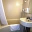 Toyoko Inn Okinawa Naha Kokusai-dori Miebashi-eki