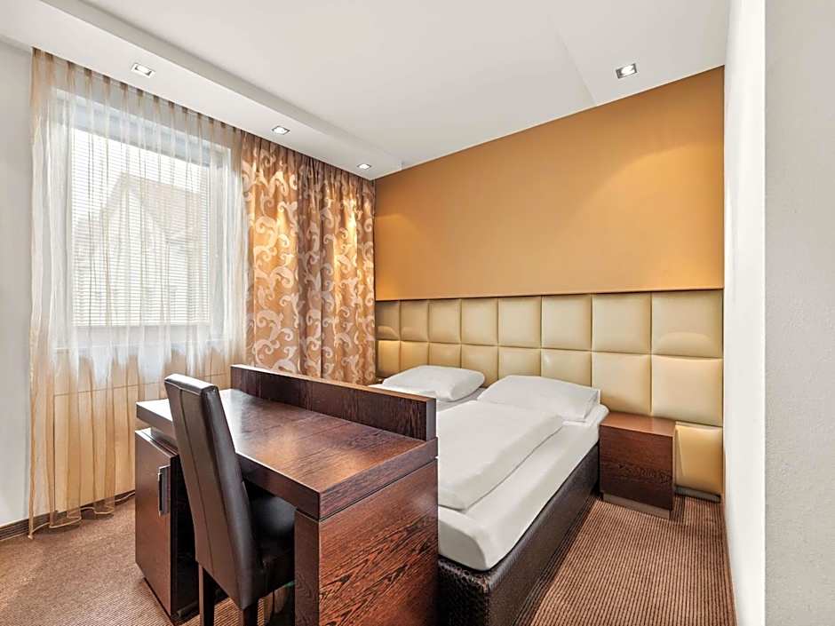 B&B HOTEL Linz City-Ost