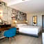 Four Points Sesimbra