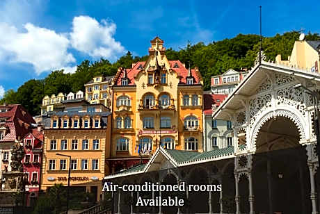 Hotel Romance