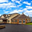 Super 8 by Wyndham Reedsburg