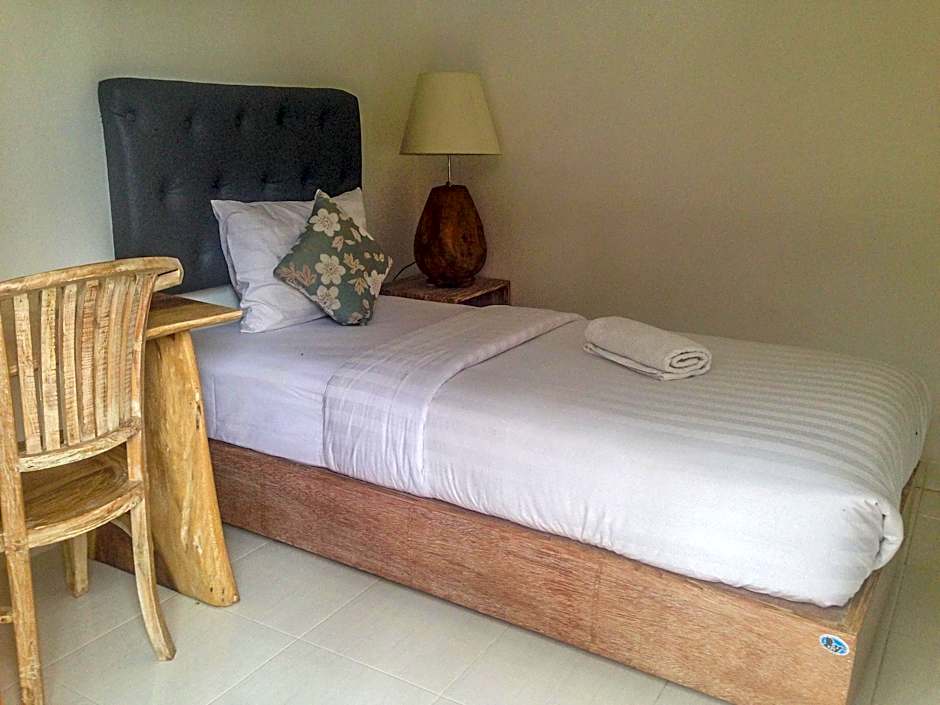 Odika Lovina Houses and Villas