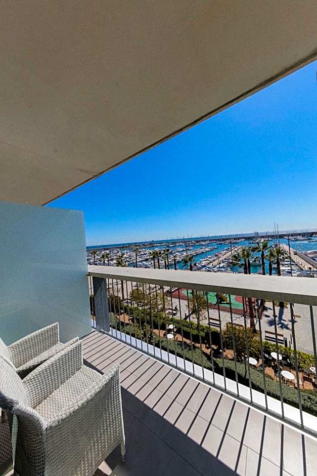 Atenea Port Barcelona Mataro