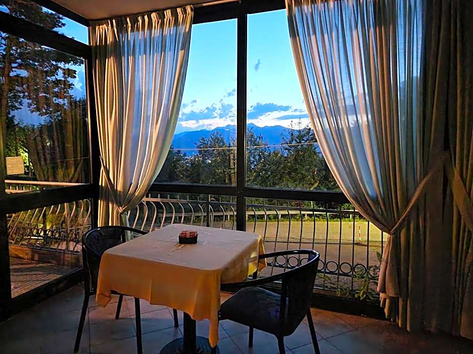 Hotel Montegrino Lakeview