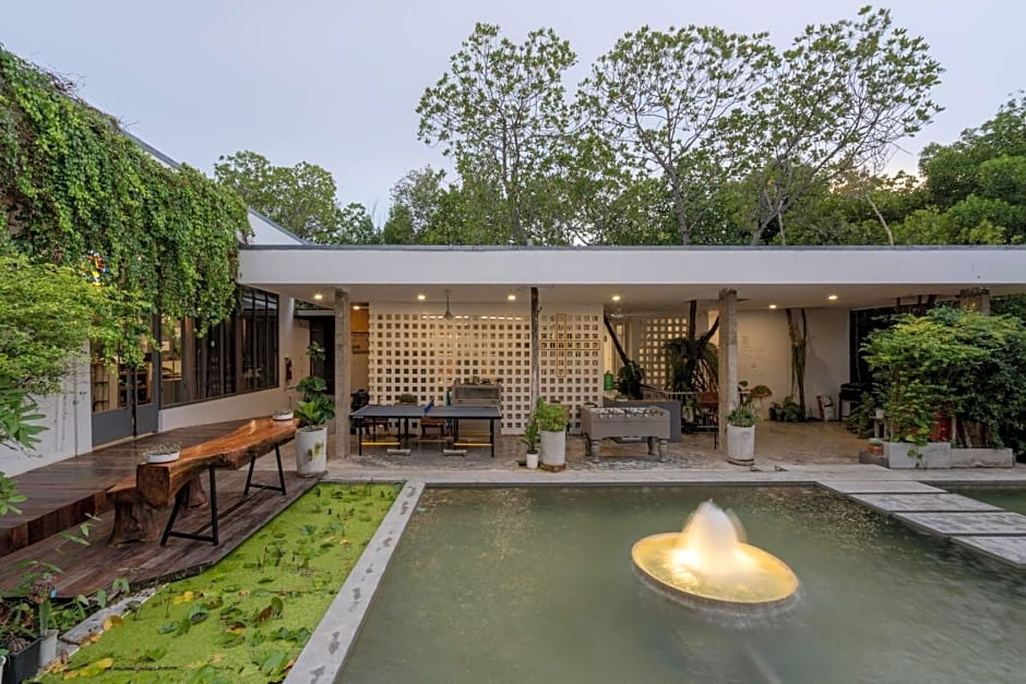 Phrip Phri Luxury Pool Villas