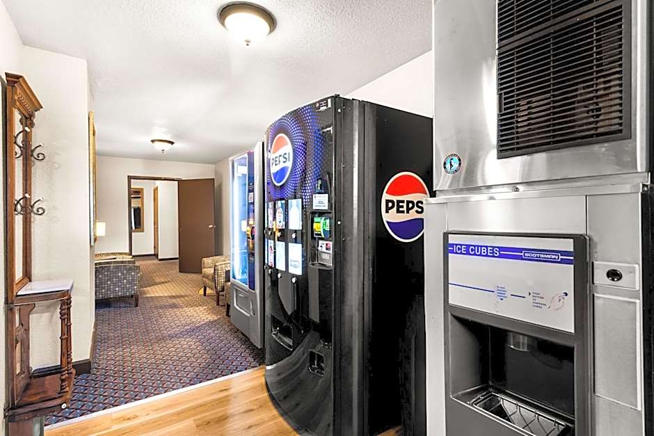 Americas Best Value Inn - Marquette