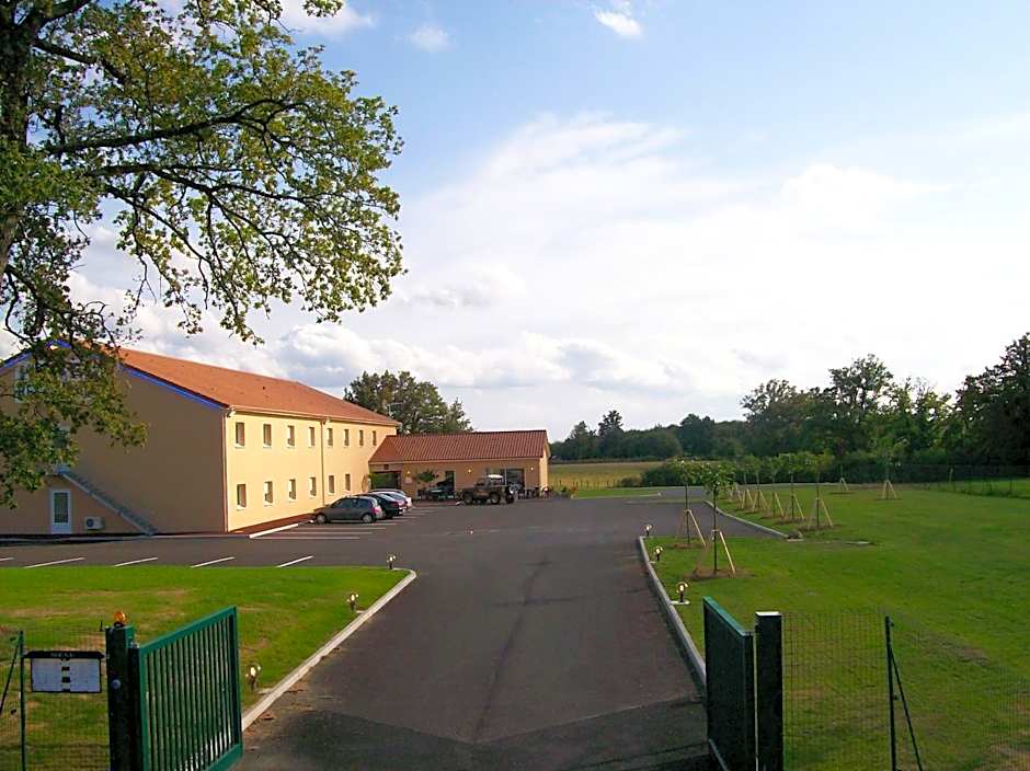 Hôtel Azur Saint Junien Cit'Hotel