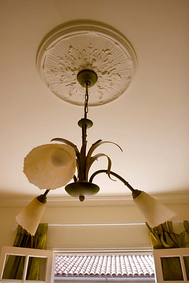 A l'ombre du clocher