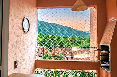 Incrível Apto com piscina e churrasq em Ubatuba SP