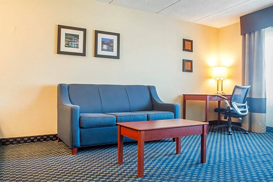 Comfort Inn West Rochester